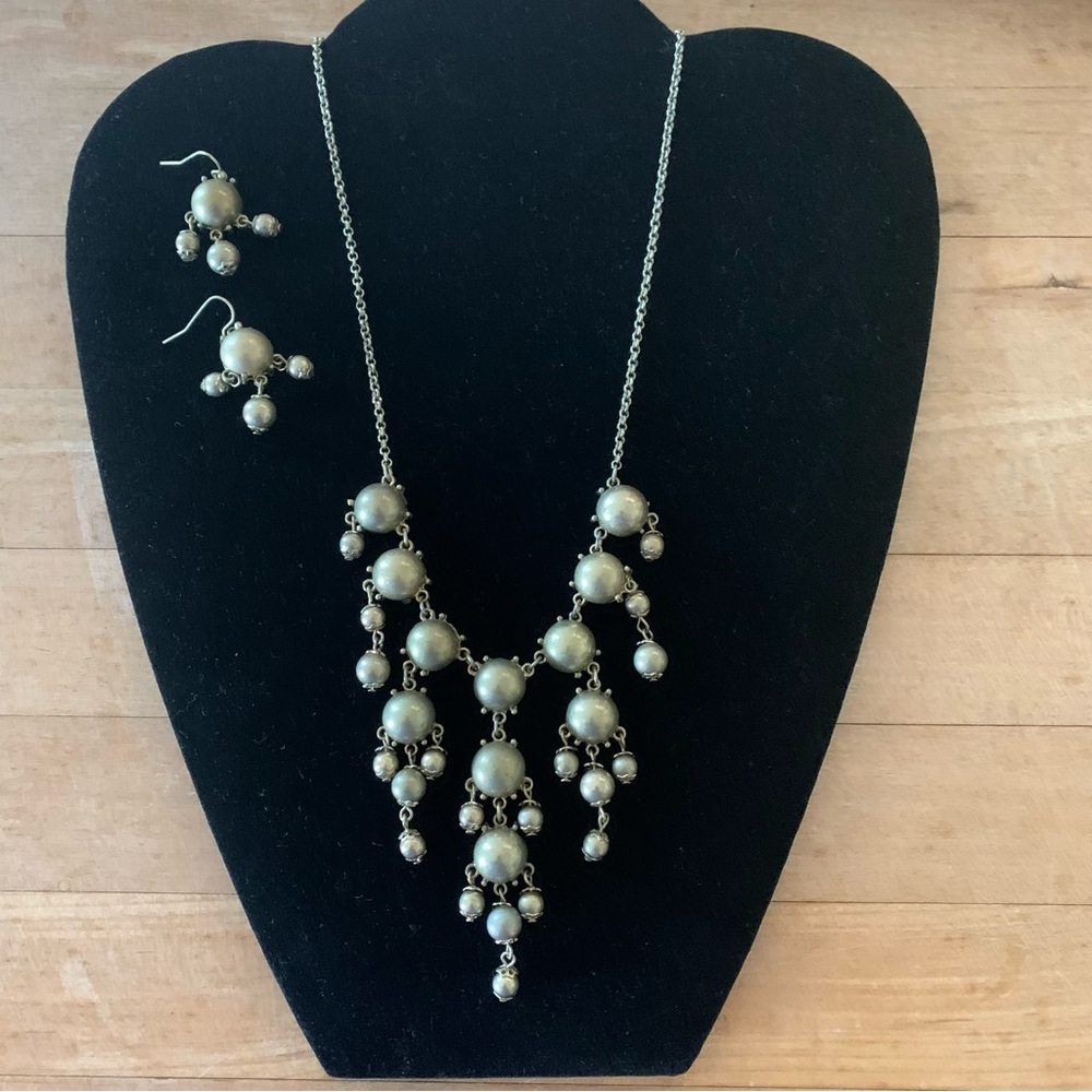 Necklace and Earring Set in Gold Tones